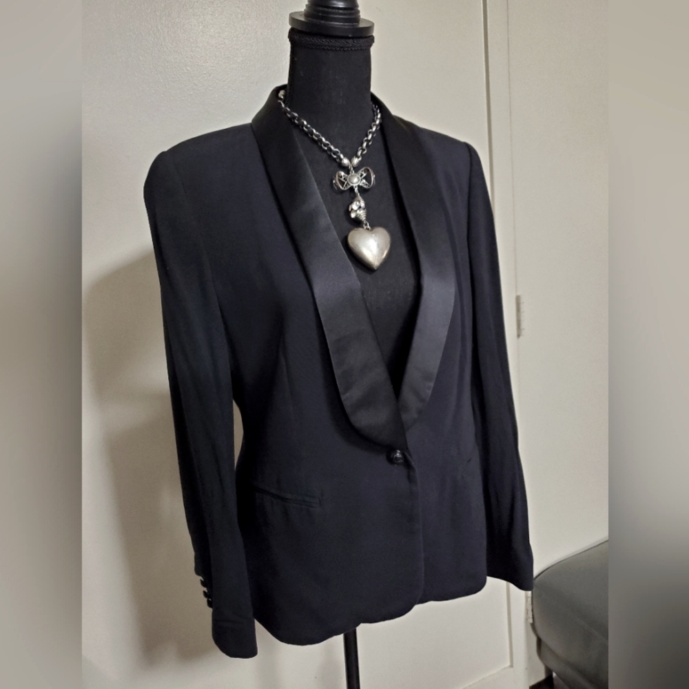 Zara Basics Tuxedo Blazer